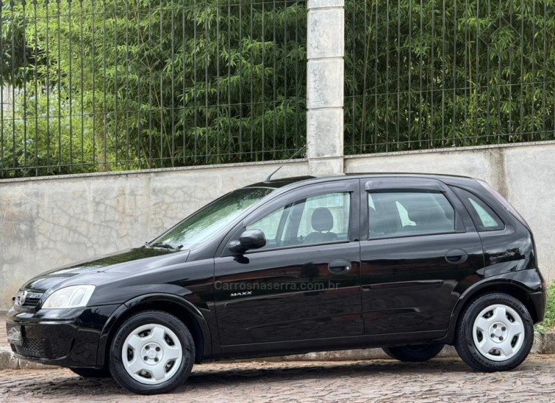 CORSA 1.4 MPFI MAXX 8V FLEX 4P MANUAL - 2012 - DOIS IRMãOS