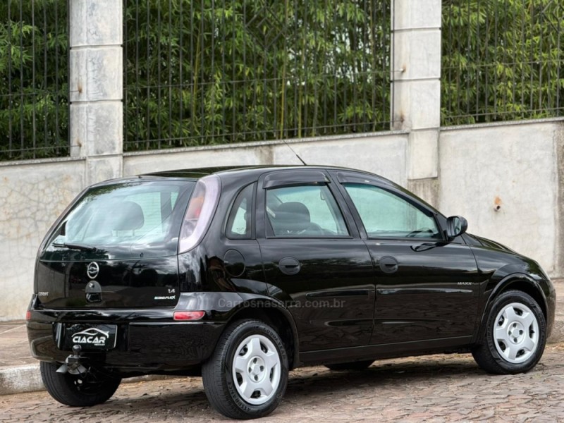 CORSA 1.4 MPFI MAXX 8V FLEX 4P MANUAL - 2012 - DOIS IRMãOS