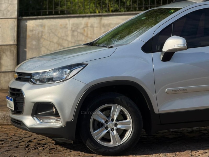 TRACKER 1.4 16V TURBO FLEX LT AUTOMÁTICO - 2018 - DOIS IRMãOS