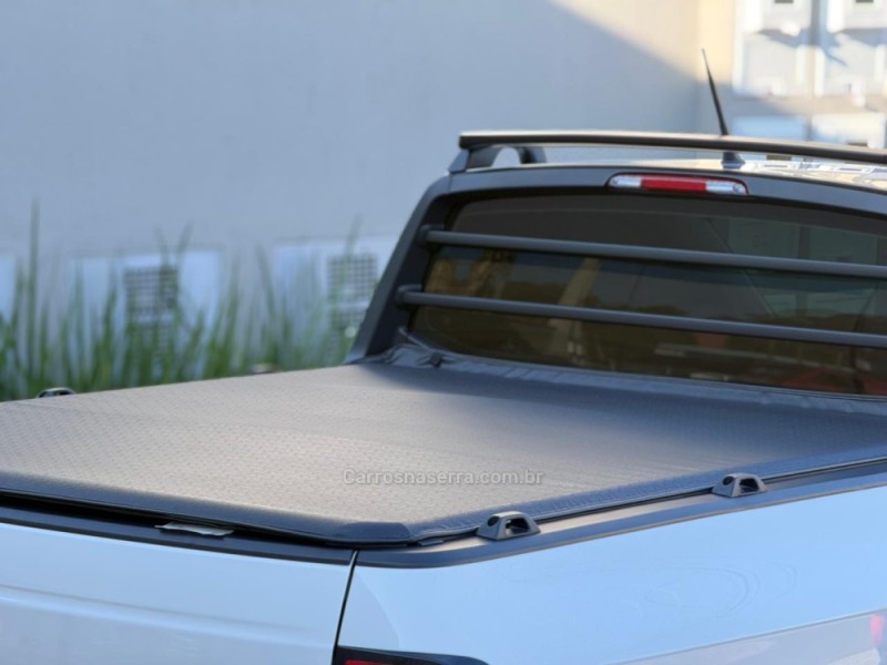 SAVEIRO 1.6 ROBUST CS 8V FLEX 2P MANUAL - 2026 - DOIS IRMãOS