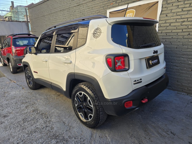 RENEGADE 2.0 16V TURBO DIESEL TRAILHAWK 4P 4X4 AUTOMÁTICO - 2016 - CAXIAS DO SUL