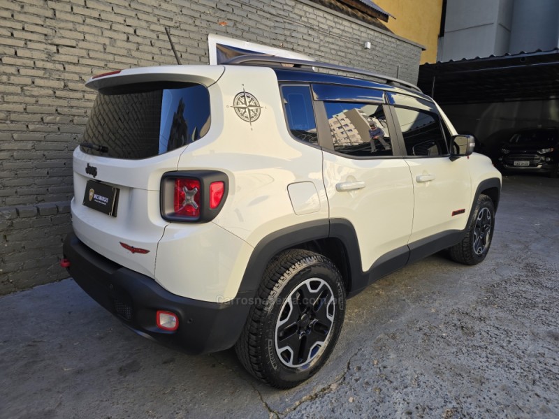 RENEGADE 2.0 16V TURBO DIESEL TRAILHAWK 4P 4X4 AUTOMÁTICO - 2016 - CAXIAS DO SUL