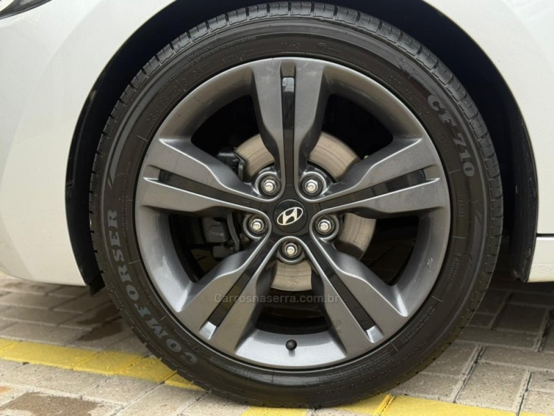 ELANTRA 2.0 SPECIAL EDITION 16V FLEX 4P AUTOMÁTICO - 2017 - DOIS IRMãOS