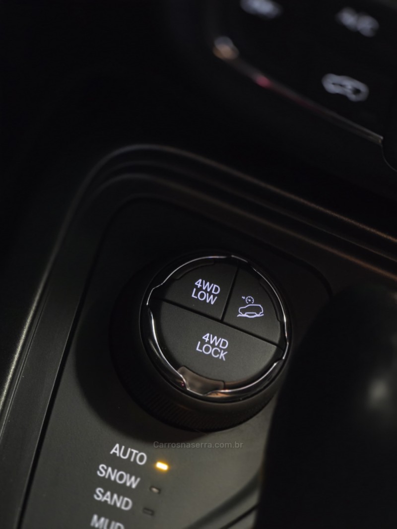 COMPASS 2.0 16V DIESEL LONGITUDE 4X4 AUTOMÁTICO - 2017 - CAXIAS DO SUL