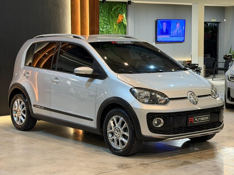 UP 1.0 TSI CROSS 12V FLEX 4P MANUAL - 2016 - NOVO HAMBURGO