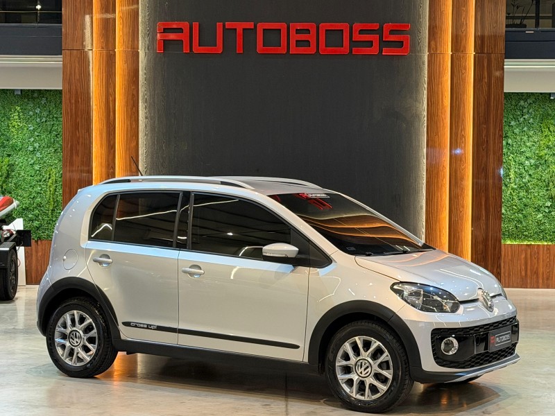 UP 1.0 TSI CROSS 12V FLEX 4P MANUAL - 2016 - NOVO HAMBURGO
