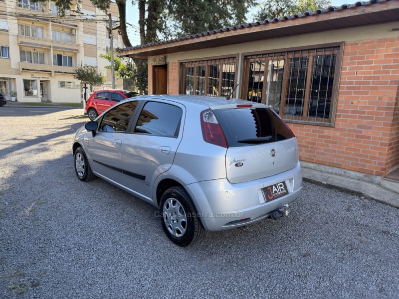 PUNTO 1.4 ATTRACTIVE 8V FLEX 4P MANUAL - 2011 - GARIBALDI