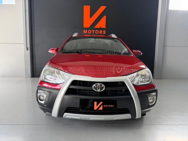 ETIOS CROSS 1.5 16V FLEX 4P MANUAL - 2015 - CARLOS BARBOSA