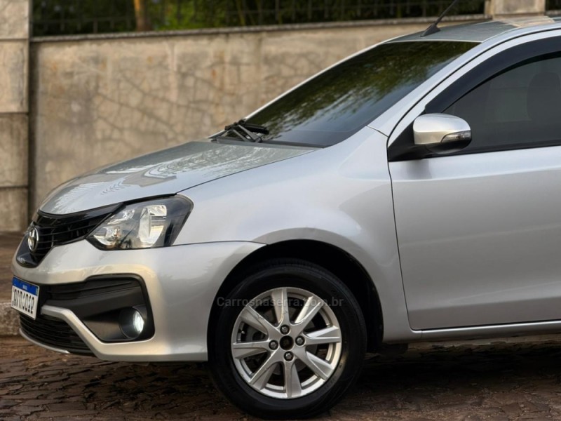 ETIOS 1.5 X PLUS SEDAN 16V FLEX 4P AUTOMÁTICO - 2019 - DOIS IRMãOS