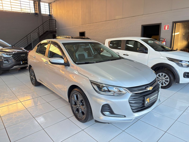 ONIX 1.0	PREMIER PLUS 12V TURBO FLEX 4P AUTOMÁTICO - 2020 - CAXIAS DO SUL