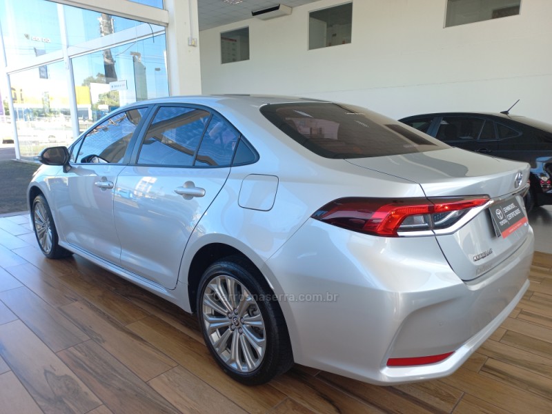 COROLLA 2.0 XEI 16V FLEX 4P AUTOMÁTICO - 2023 - TAQUARA