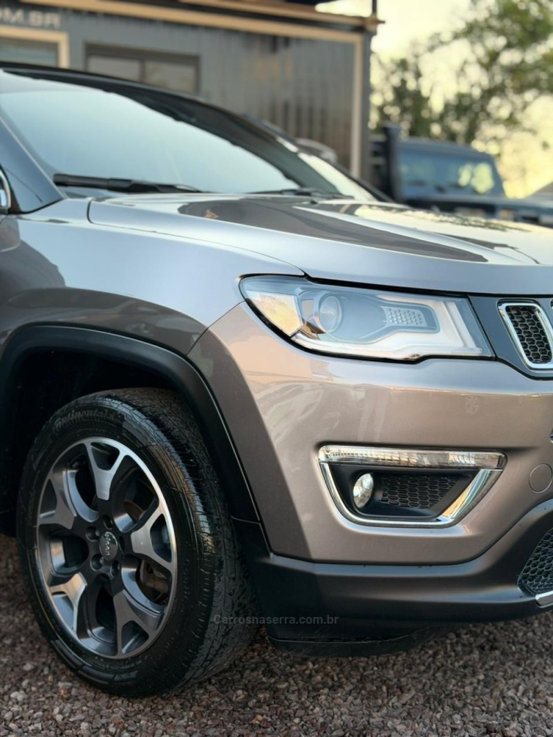 COMPASS 2.0 16V FLEX LIMITED AUTOMÁTICO - 2018 - LAJEADO
