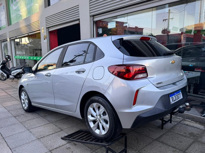 ONIX 1.0 LTZ 12V TURBO FLEX 4P MANUAL - 2020 - CAXIAS DO SUL