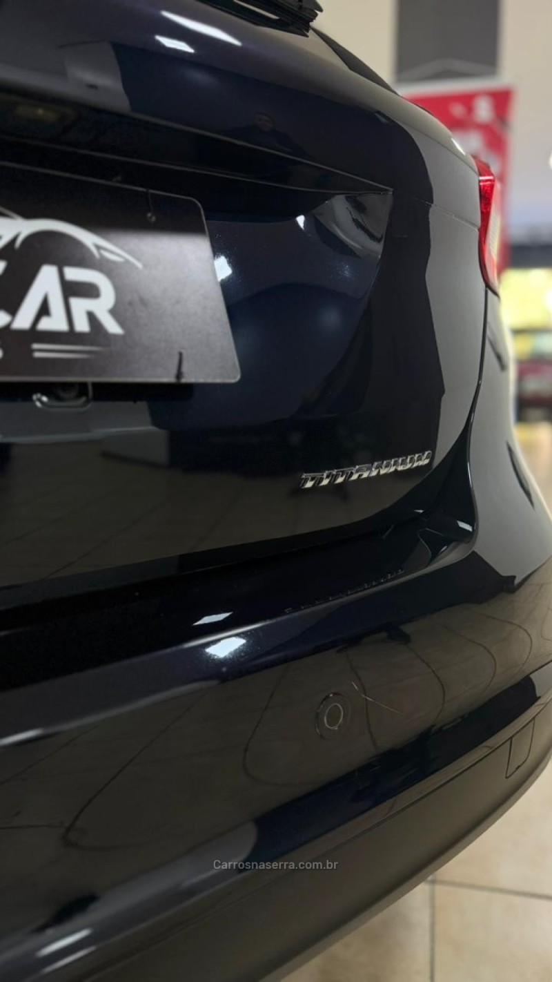 FOCUS 2.0 TITANIUM PLUS 16V FLEX 4P AUTOMÁTICO - 2017 - CAXIAS DO SUL