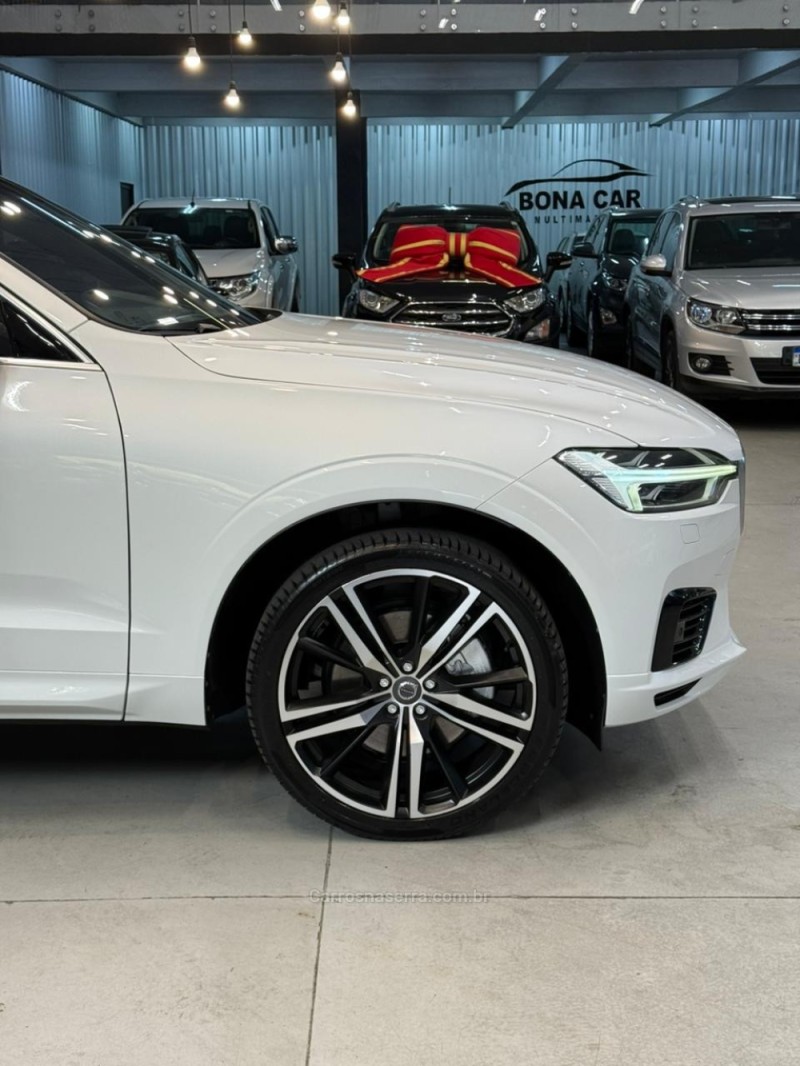 XC60 2.0 T8 R DESIGN HYBRID GASOLINA 4P AUTOMÁTICO - 2019 - CAXIAS DO SUL