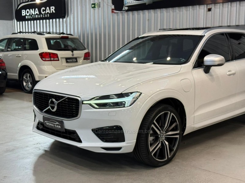 XC60 2.0 T8 R DESIGN HYBRID GASOLINA 4P AUTOMÁTICO - 2019 - CAXIAS DO SUL