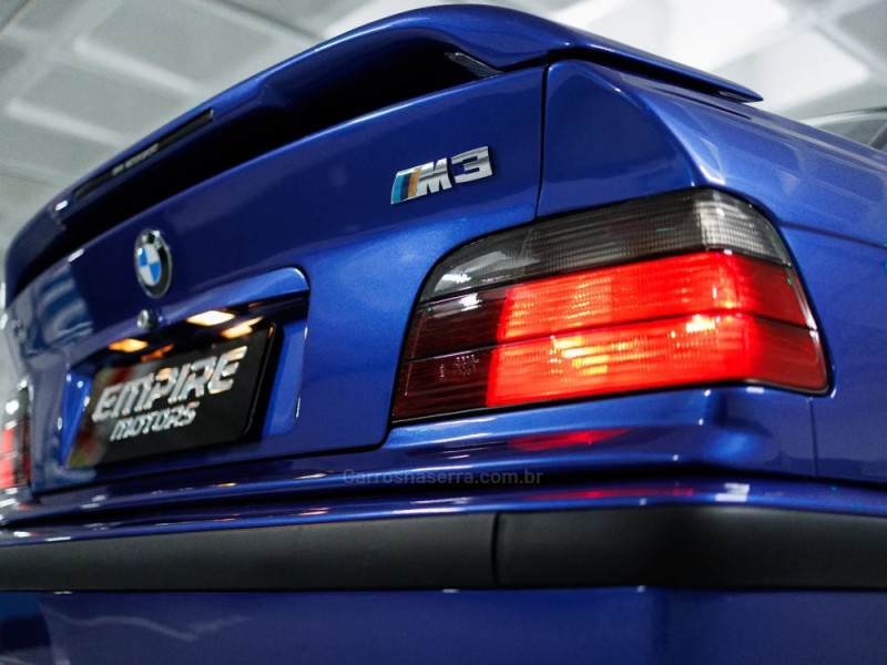 M3 3.0 (USA) 6 CILINDROS 24V GASOLINA 2P MANUAL - 1995 - PORTO ALEGRE
