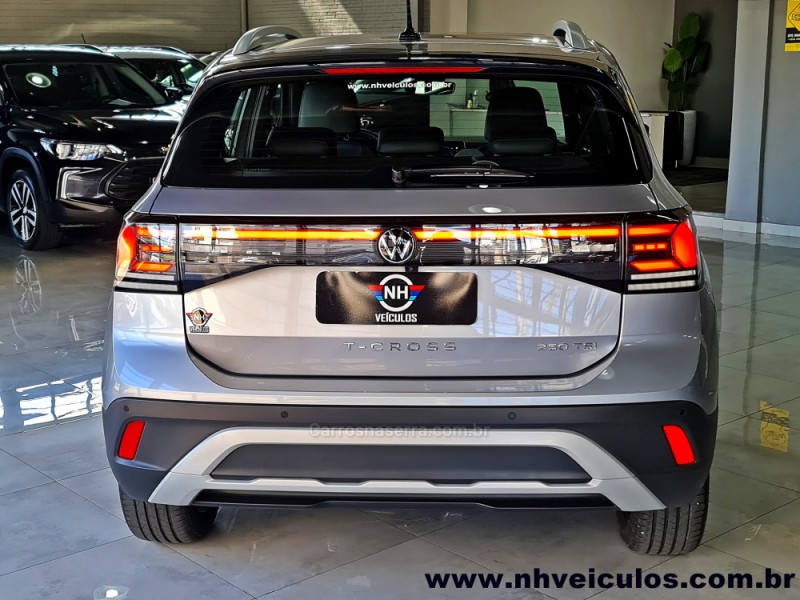 T-CROSS 1.4 HIGHLINE TSI 16V FLEX 4P AUTOMÁTICO - 2025 - NOVO HAMBURGO