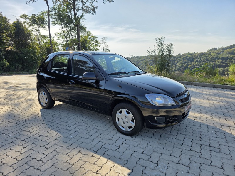 CELTA 1.0 MPFI LT 8V FLEX 4P MANUAL - 2013 - BENTO GONçALVES