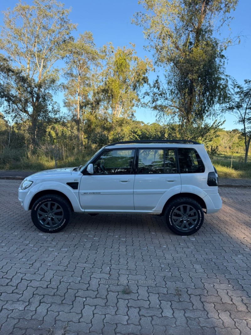 PAJERO TR4 2.0 4X4 16V 140CV FLEX 4P AUTOMÁTICO - 2012 - ARROIO DO MEIO