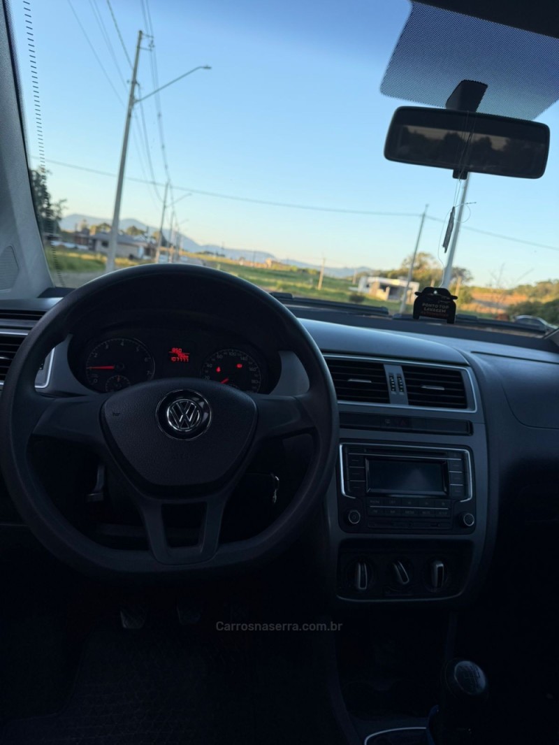 FOX 1.0 MPI TRENDLINE 12V FLEX 4P MANUAL - 2018 - ARROIO DO MEIO