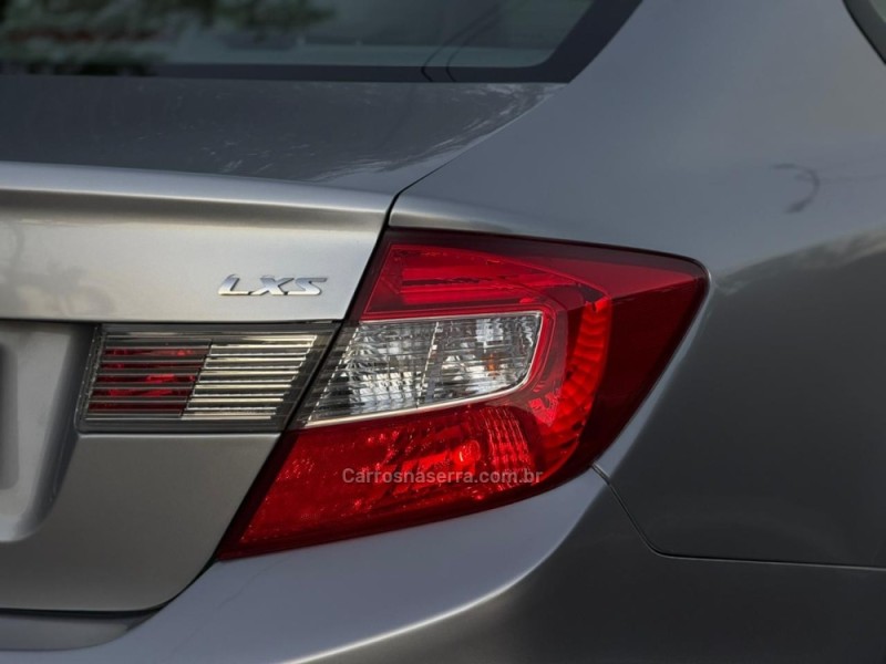 CIVIC 1.8 LXS 16V FLEX 4P AUTOMÁTICO - 2013 - DOIS IRMãOS