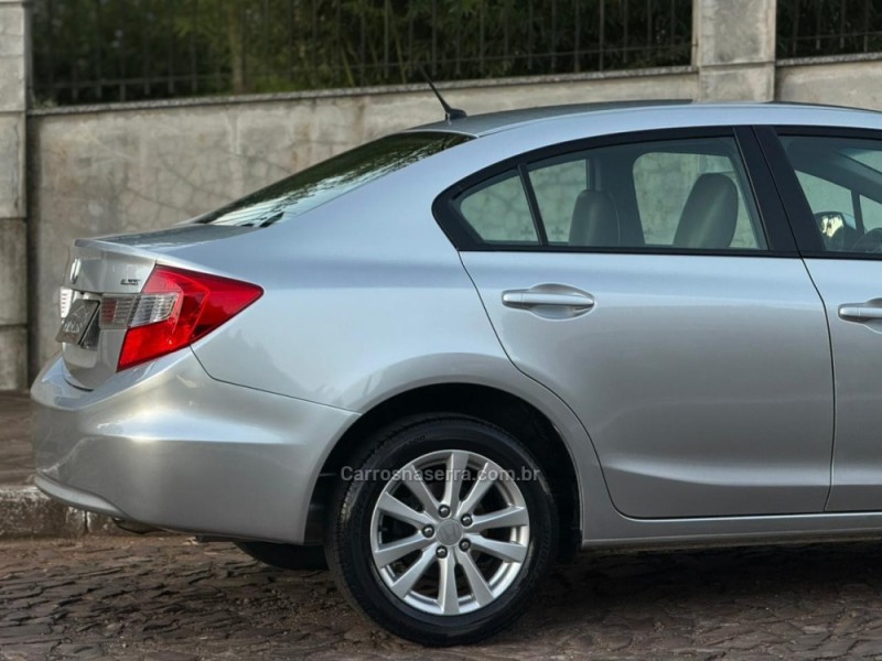 CIVIC 1.8 LXS 16V FLEX 4P AUTOMÁTICO - 2013 - DOIS IRMãOS