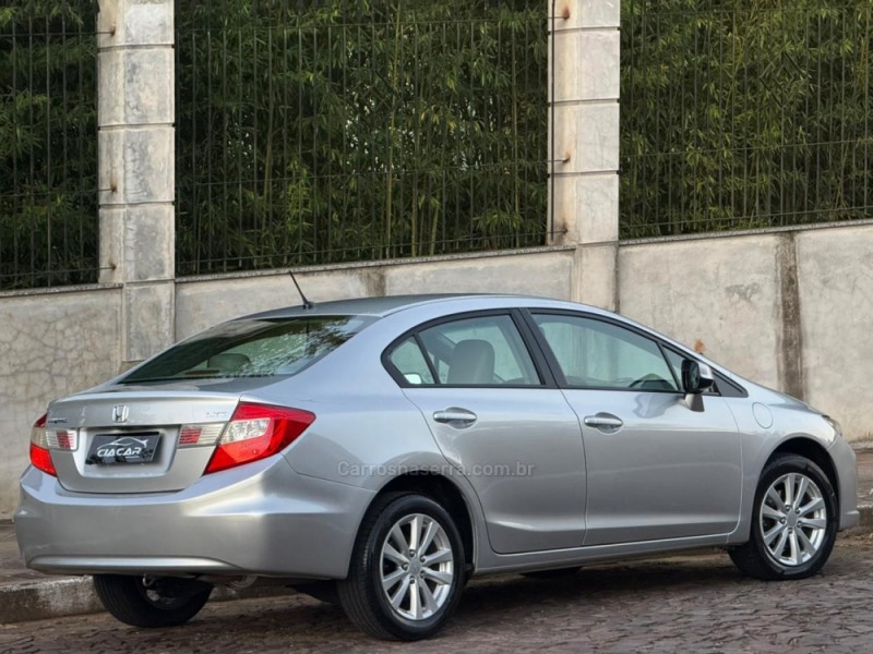 CIVIC 1.8 LXS 16V FLEX 4P AUTOMÁTICO - 2013 - DOIS IRMãOS
