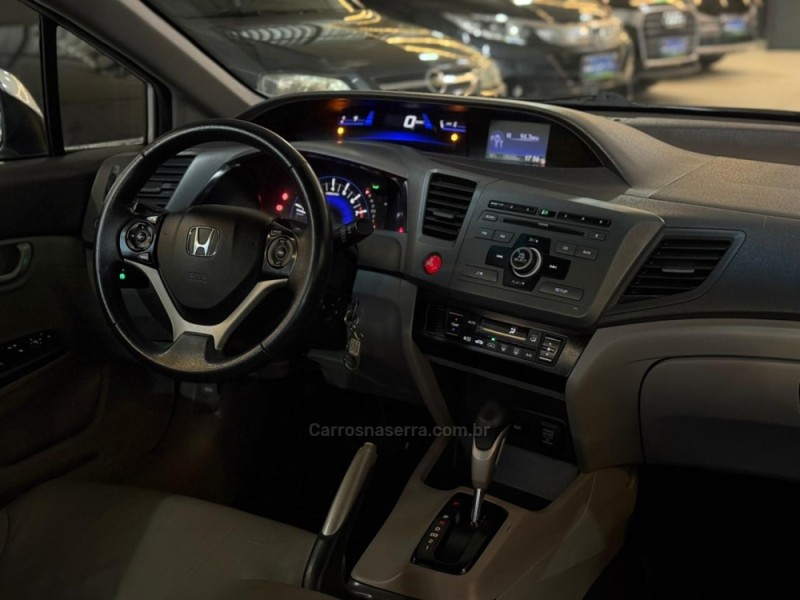 CIVIC 1.8 LXS 16V FLEX 4P AUTOMÁTICO - 2013 - DOIS IRMãOS