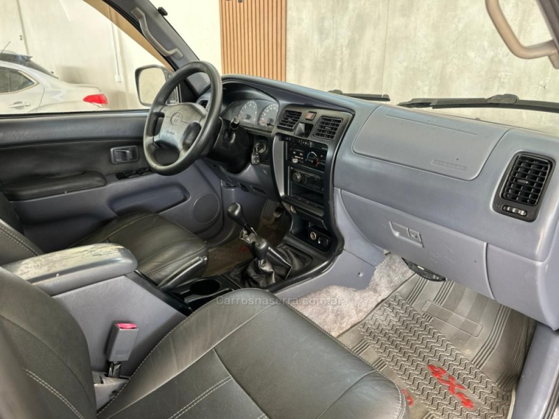 HILUX SW4 3.0 4X4 8V TURBO DIESEL 4P MANUAL - 2000 - NOVO HAMBURGO