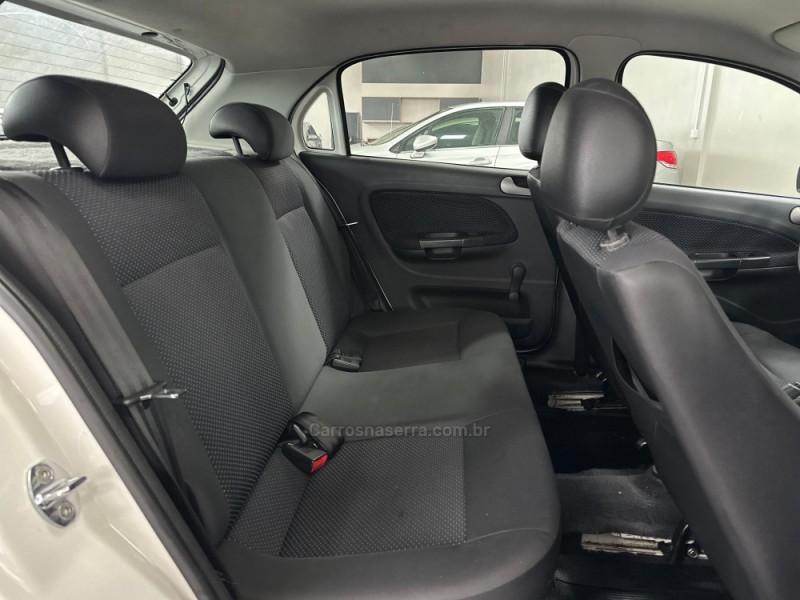 GOL 1.6 MI TRENDLINE 8V FLEX 4P MANUAL - 2015 - NOVO HAMBURGO
