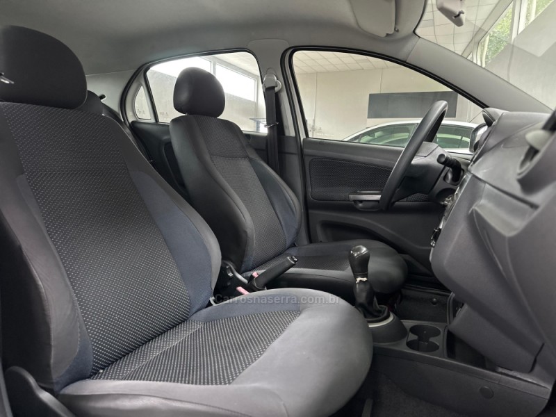 GOL 1.6 MI TRENDLINE 8V FLEX 4P MANUAL - 2015 - NOVO HAMBURGO