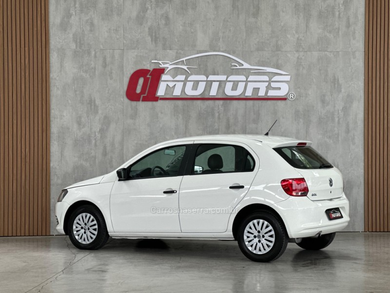 GOL 1.6 MI TRENDLINE 8V FLEX 4P MANUAL - 2015 - NOVO HAMBURGO
