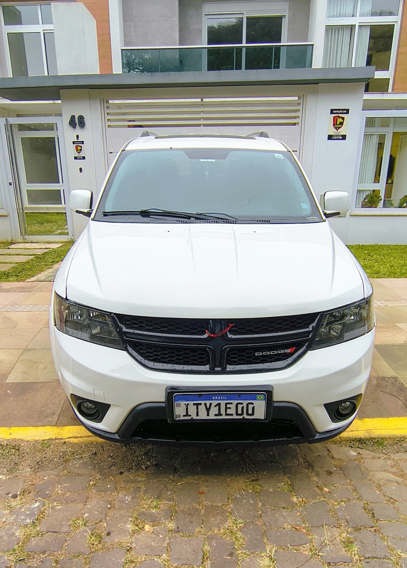 JOURNEY 3.6 RT AWD V6 GASOLINA 4P AUTOMÁTICO - 2013 - FARROUPILHA