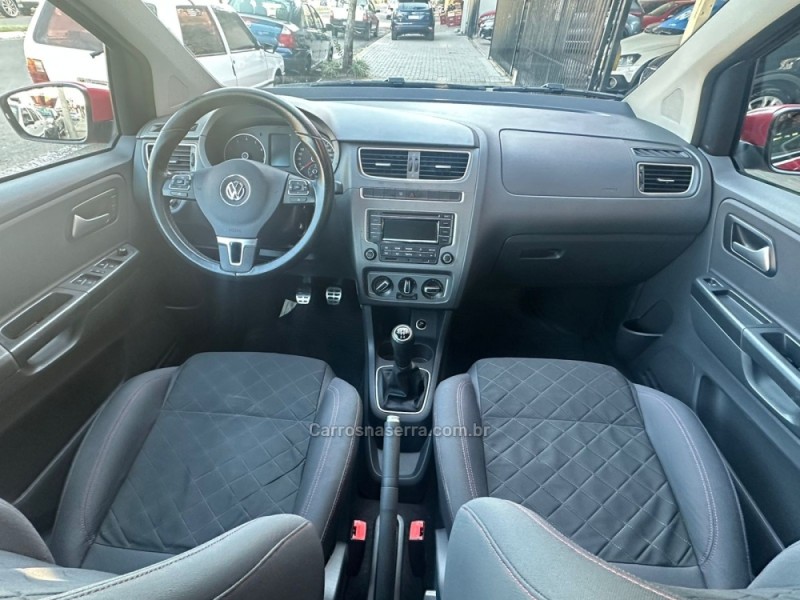 FOX 1.6 MI HIGHLINE 8V FLEX 4P MANUAL - 2014 - PAROBé