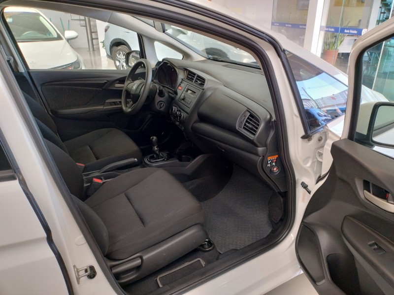 FIT 1.5 LX 16V FLEX 4P MANUAL - 2015 - BENTO GONçALVES