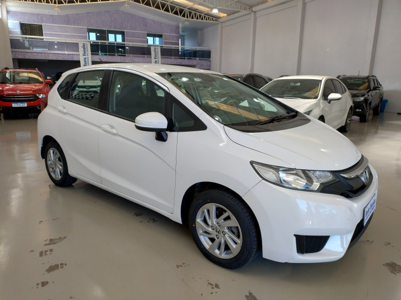 FIT 1.5 LX 16V FLEX 4P MANUAL - 2015 - BENTO GONçALVES