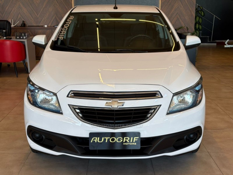 PRISMA 1.4 MPFI LT 8V FLEX 4P MANUAL - 2015 - CAMPO BOM