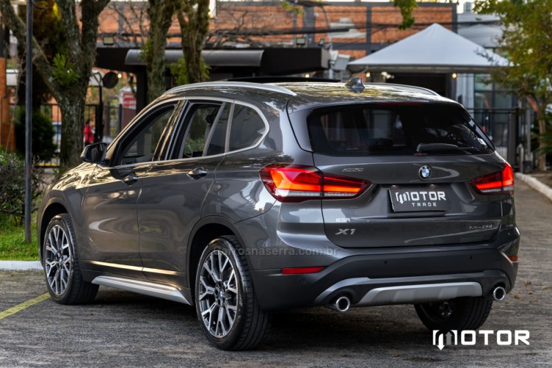 X1 2.0 16V TURBO ACTIVEFLEX SDRIVE20I X-LINE 4P AUTOMÁTICO - 2022 - PORTO ALEGRE