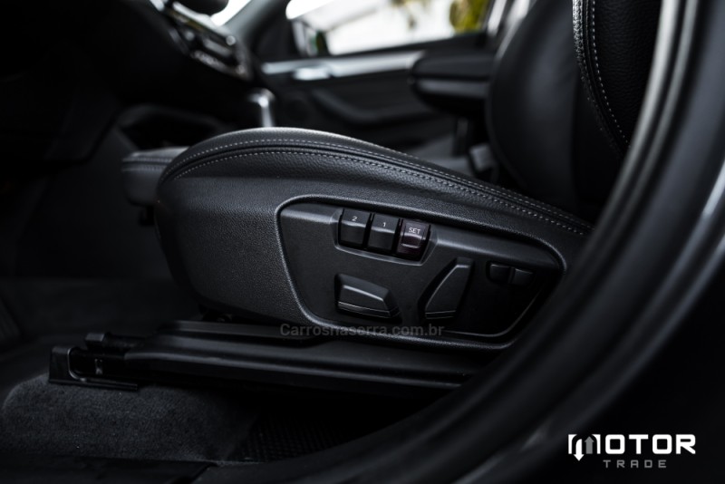 X1 2.0 16V TURBO ACTIVEFLEX SDRIVE20I X-LINE 4P AUTOMÁTICO - 2022 - PORTO ALEGRE