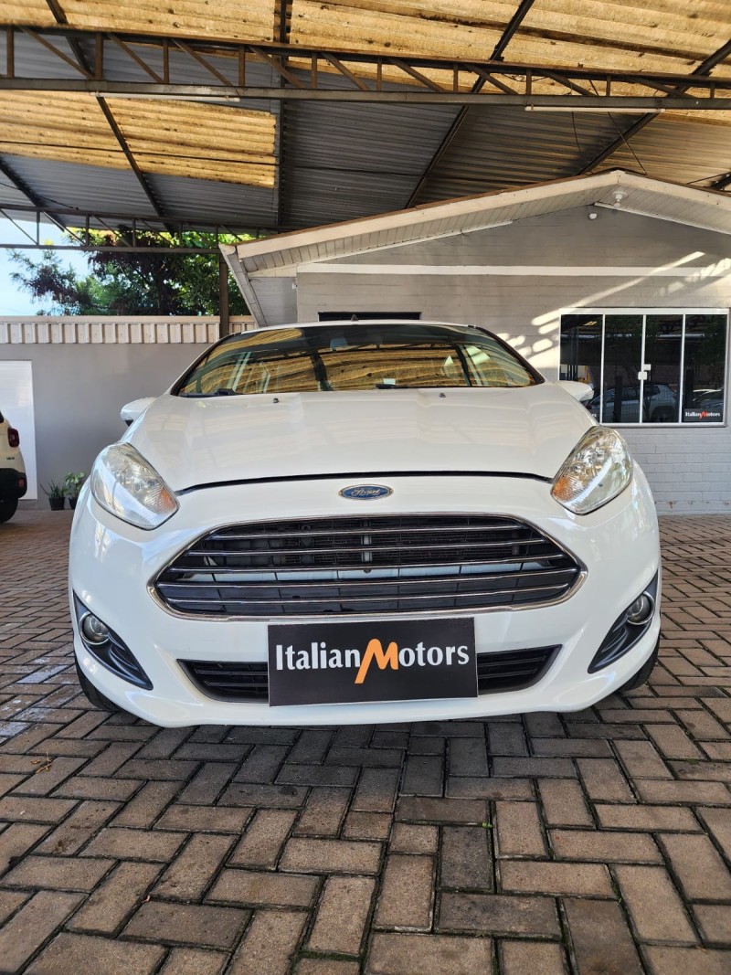 FIESTA 1.6 TITANIUM PLUS HATCH 16V FLEX 4P AUTOMÁTICO - 2014 - CAXIAS DO SUL