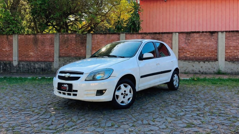 CELTA 1.0 MPFI LT 8V FLEX 4P MANUAL - 2014 - SãO SEBASTIãO DO CAí