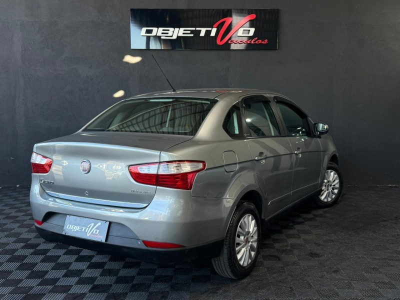 GRAND SIENA 1.4 MPI ATTRACTIVE 8V FLEX 4P MANUAL - 2013 - CAXIAS DO SUL