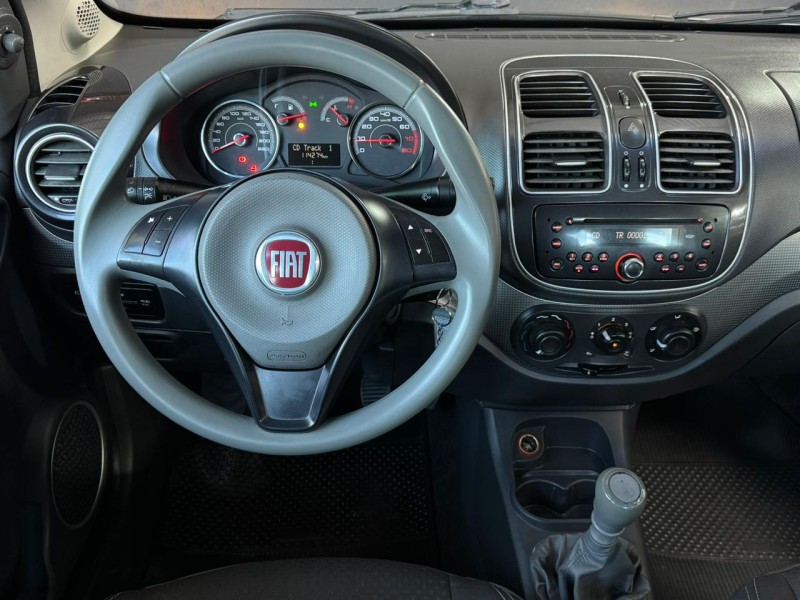 GRAND SIENA 1.4 MPI ATTRACTIVE 8V FLEX 4P MANUAL - 2013 - CAXIAS DO SUL