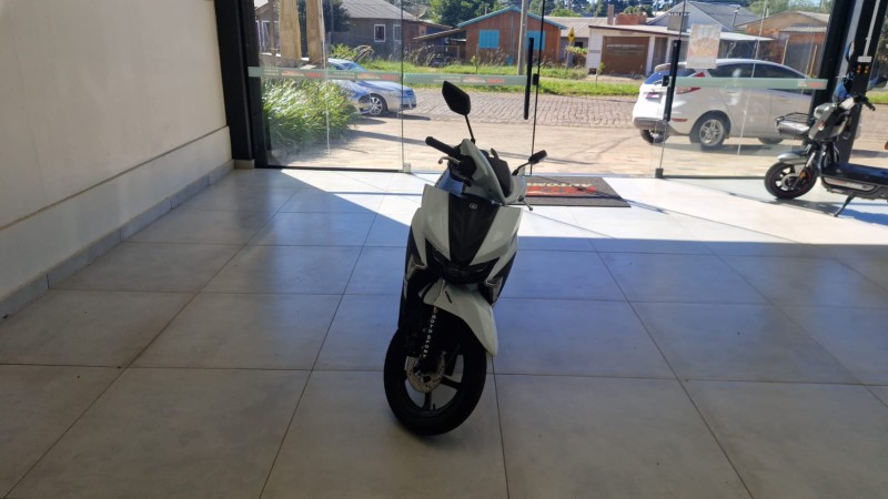 NEO 125 UBS - 2020 - VACARIA