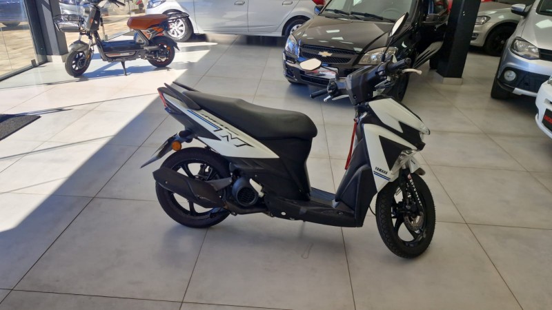 NEO 125 UBS - 2020 - VACARIA