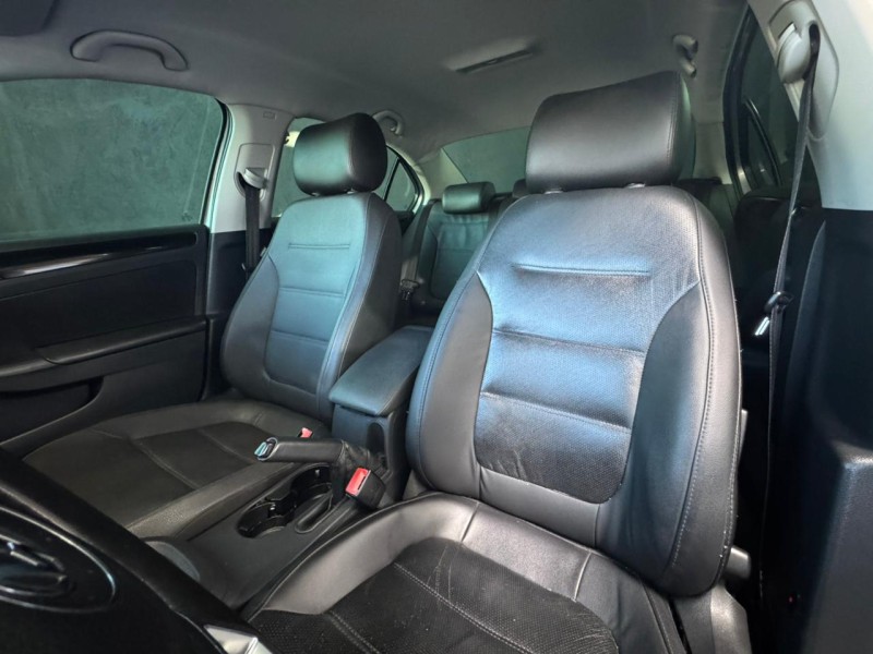 JETTA 2.0 COMFORTLINE FLEX 4P TIPTRONIC - 2012 - CAXIAS DO SUL