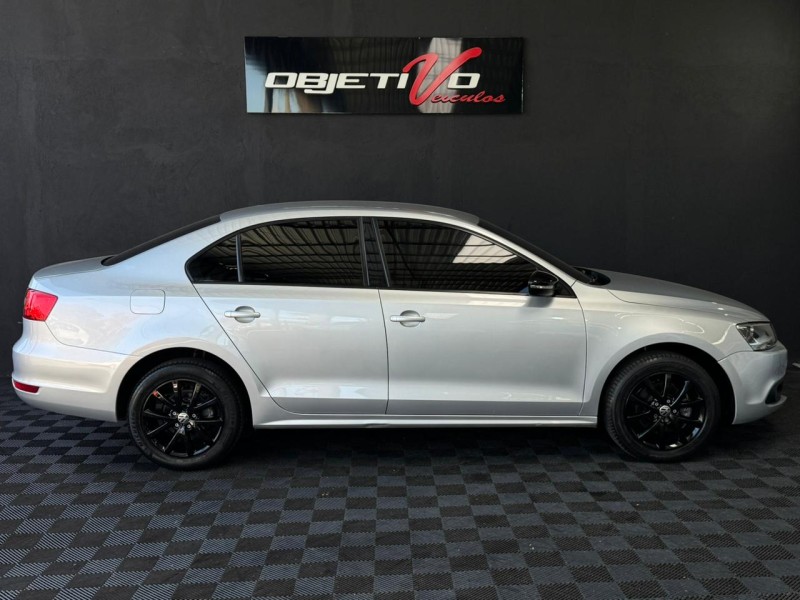 JETTA 2.0 COMFORTLINE FLEX 4P TIPTRONIC - 2012 - CAXIAS DO SUL