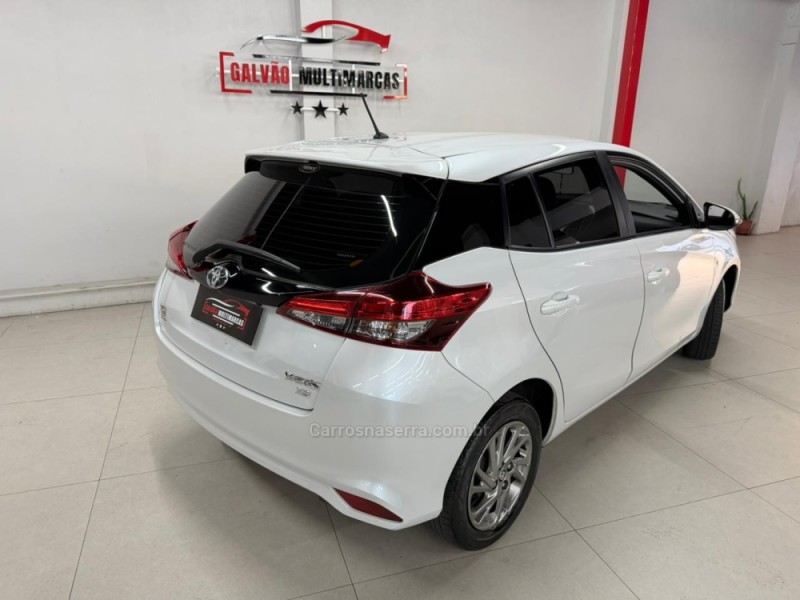 YARIS 1.5 XS CONNECT 16V FLEX 4P AUTOMÁTICO - 2025 - CAXIAS DO SUL