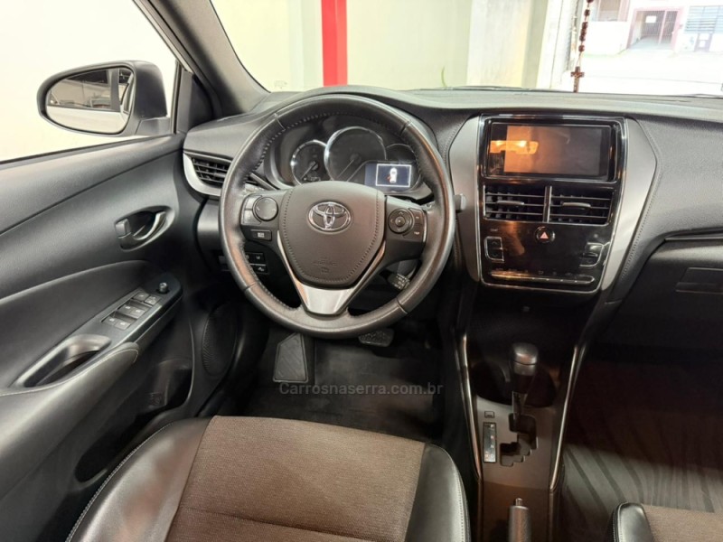YARIS 1.5 XS CONNECT 16V FLEX 4P AUTOMÁTICO - 2025 - CAXIAS DO SUL